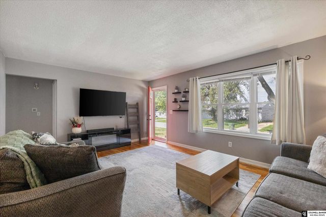7401 S 41 Street, Bellevue, NE 68147