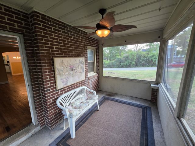 322 E Campbell Rd, Madison, TN 37115