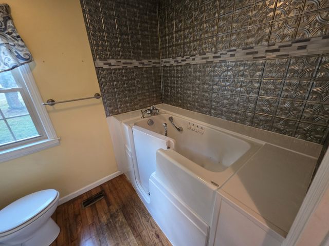 322 E Campbell Rd, Madison, TN 37115
