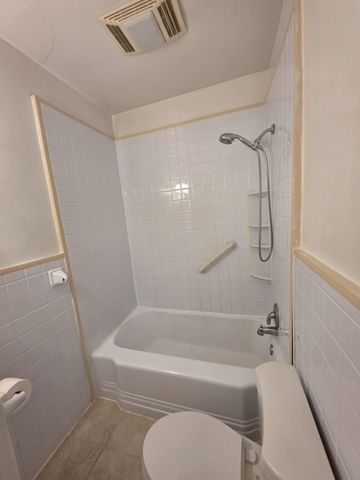 322 E Campbell Rd, Madison, TN 37115