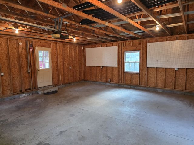322 E Campbell Rd, Madison, TN 37115