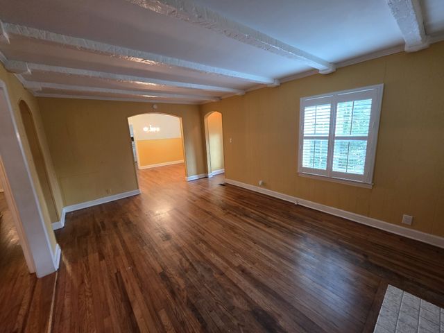322 E Campbell Rd, Madison, TN 37115