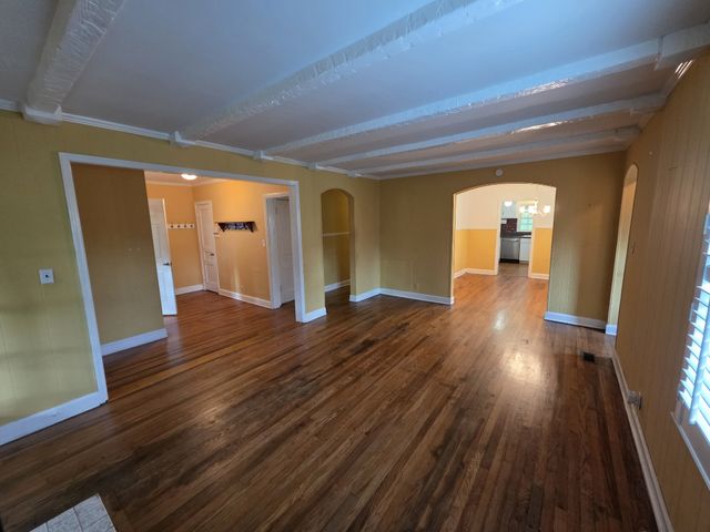 322 E Campbell Rd, Madison, TN 37115