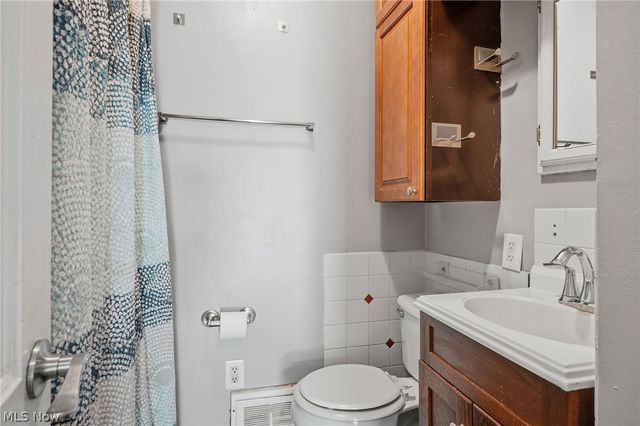 25521 Zeman Avenue, Euclid, OH 44132