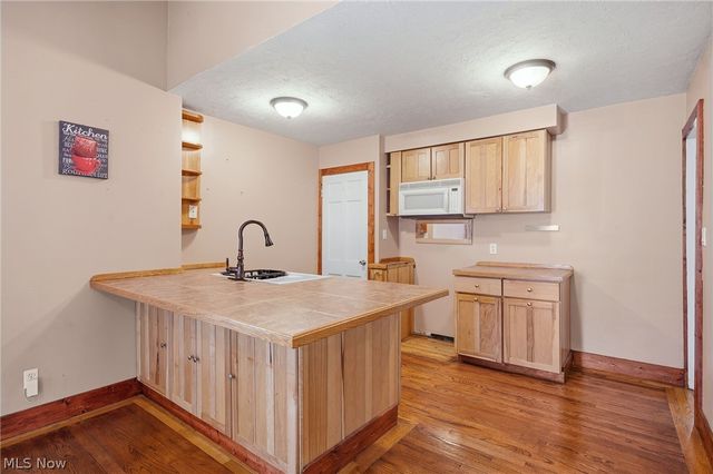 25521 Zeman Avenue, Euclid, OH 44132