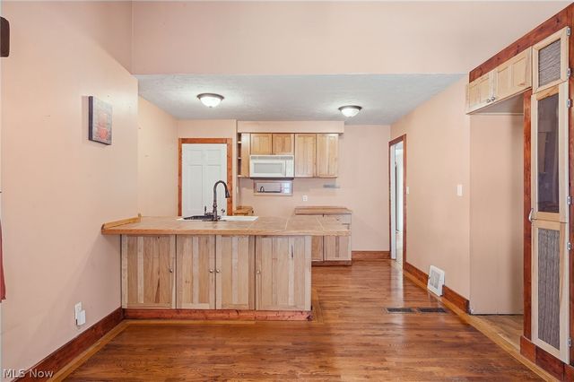 25521 Zeman Avenue, Euclid, OH 44132