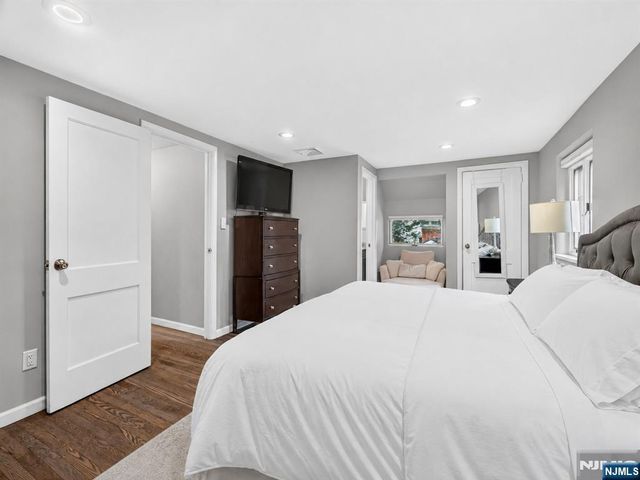 435 Claremont Avenue, Teaneck, NJ 07666