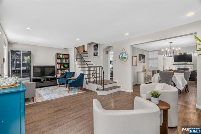435 Claremont Avenue, Teaneck, NJ 07666
