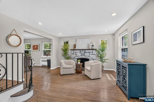 435 Claremont Avenue, Teaneck, NJ 07666