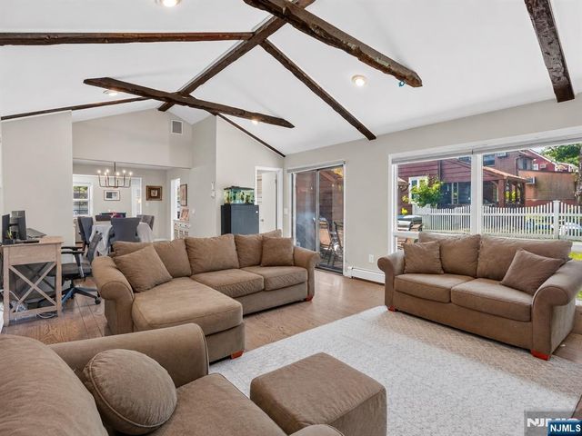 435 Claremont Avenue, Teaneck, NJ 07666