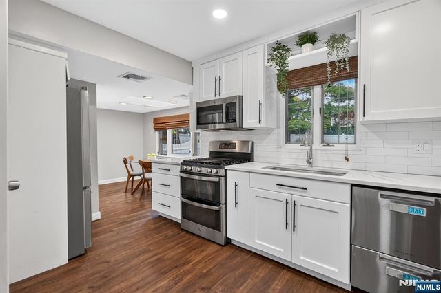 435 Claremont Avenue, Teaneck, NJ 07666