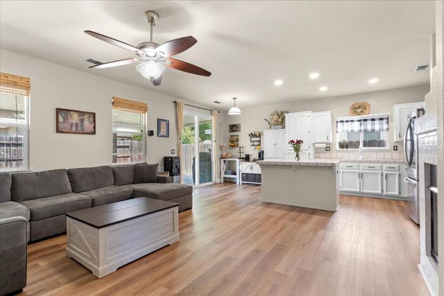 1463 Pabla Ct, Yuba City, CA 95993