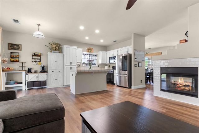 1463 Pabla Ct, Yuba City, CA 95993