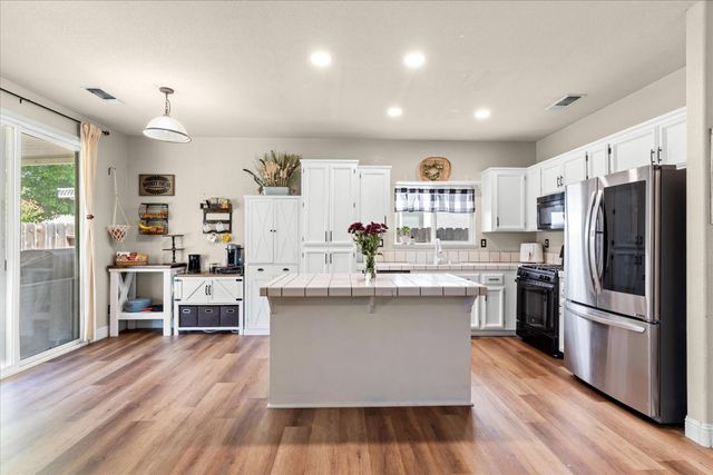 1463 Pabla Ct, Yuba City, CA 95993