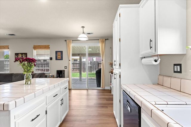 1463 Pabla Ct, Yuba City, CA 95993