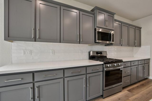 1787 San Anselmo Ct, Plumas Lake, CA 95961