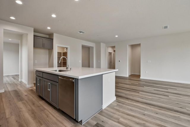 1787 San Anselmo Ct, Plumas Lake, CA 95961