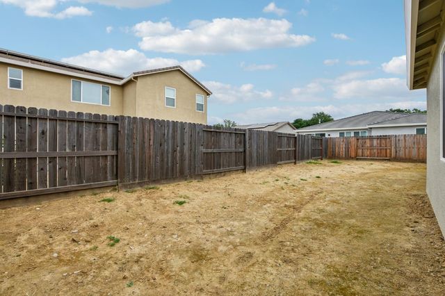 1787 San Anselmo Ct, Plumas Lake, CA 95961