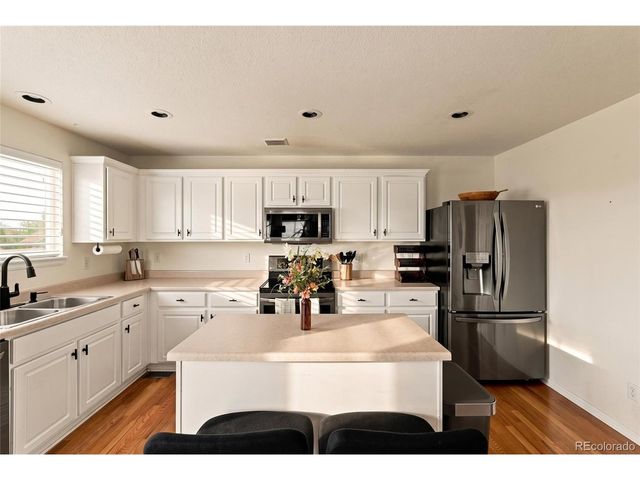 19338 E Dickenson Pl, Aurora, CO 80013