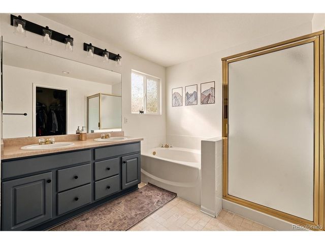 19338 E Dickenson Pl, Aurora, CO 80013