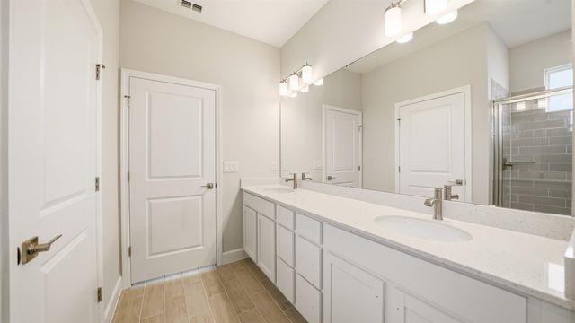 1 Rollins Ln, Palm Coast, FL 32164