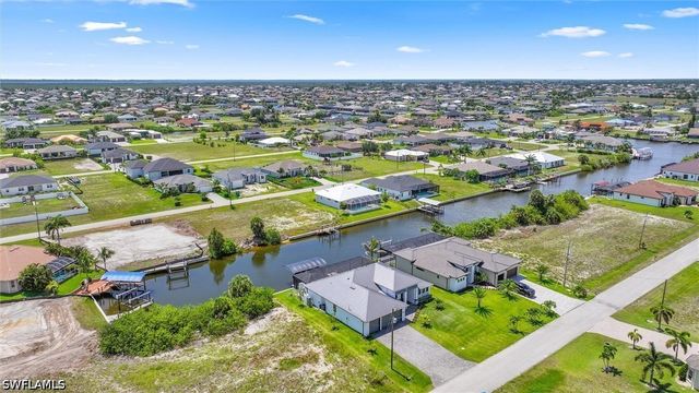 1212 NW 32nd PL, Cape Coral, FL 33993
