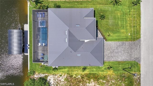 1212 NW 32nd PL, Cape Coral, FL 33993