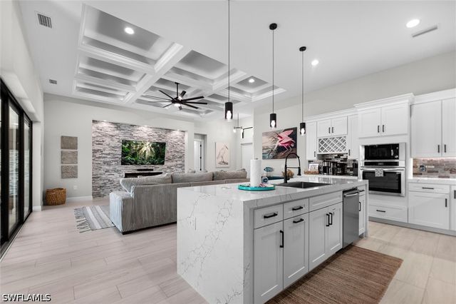 1212 NW 32nd PL, Cape Coral, FL 33993