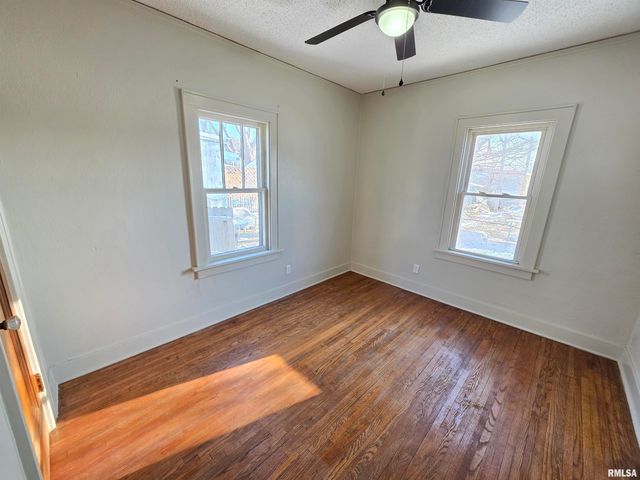 112 ARNOLD Avenue, East Peoria, IL 61611