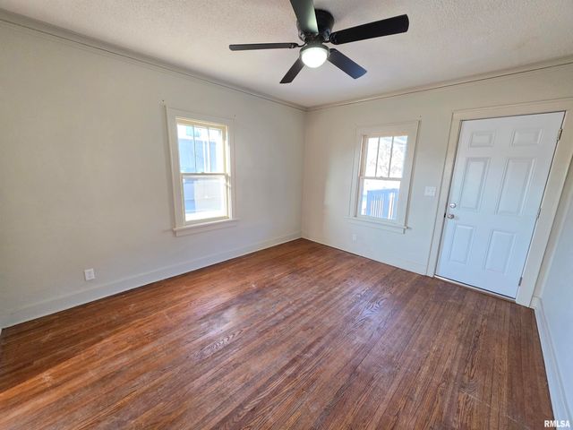 112 ARNOLD Avenue, East Peoria, IL 61611