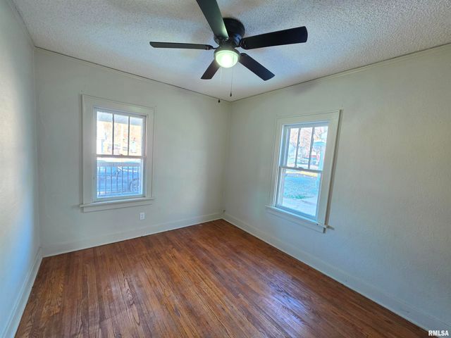 112 ARNOLD Avenue, East Peoria, IL 61611