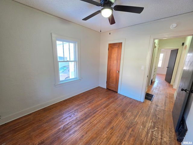 112 ARNOLD Avenue, East Peoria, IL 61611