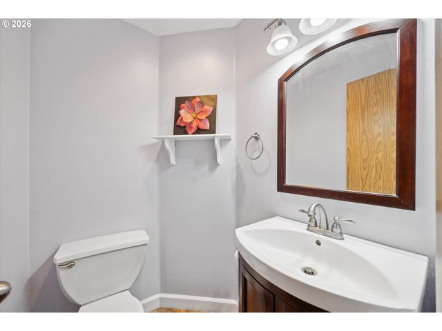 6224 Se APOLLO Way, Hillsboro, OR 97123