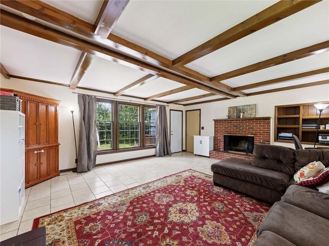 6710 W 80th Street, Overland Park, KS 66204
