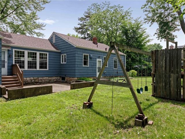 6710 W 80th Street, Overland Park, KS 66204