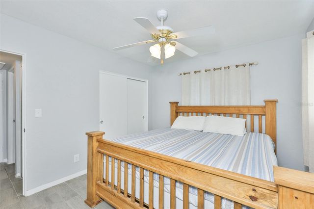 3242 KINGSTON STREET N, St Petersburg, FL 33713