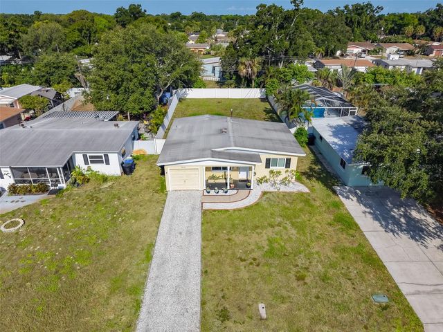3242 KINGSTON STREET N, St Petersburg, FL 33713