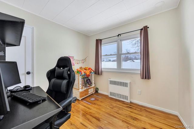 41 Winding Road, Hicksville, NY 11801