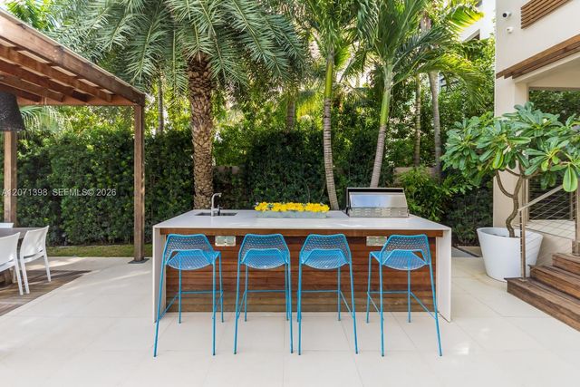 455 E Dilido Drive, Miami Beach, FL 33139