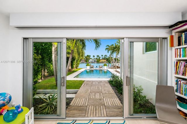 455 E Dilido Drive, Miami Beach, FL 33139