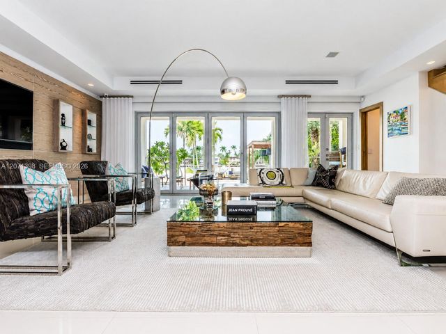 455 E Dilido Drive, Miami Beach, FL 33139