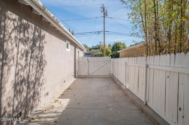 441 Houston Drive, Thousand Oaks, CA 91360