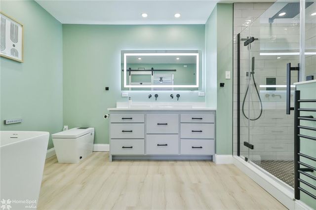 6129 Delaware XING, Upper Saucon Twp, PA 18036