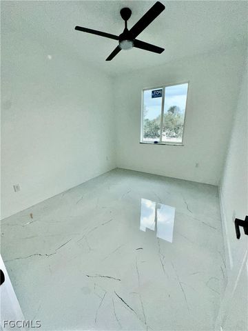 3004 Iris CIR, Labelle, FL 33935