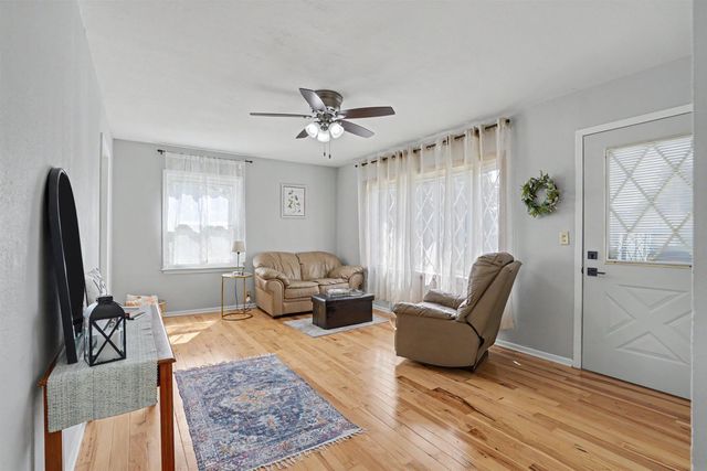 1740 Corning Avenue, Waterloo, IA 50701