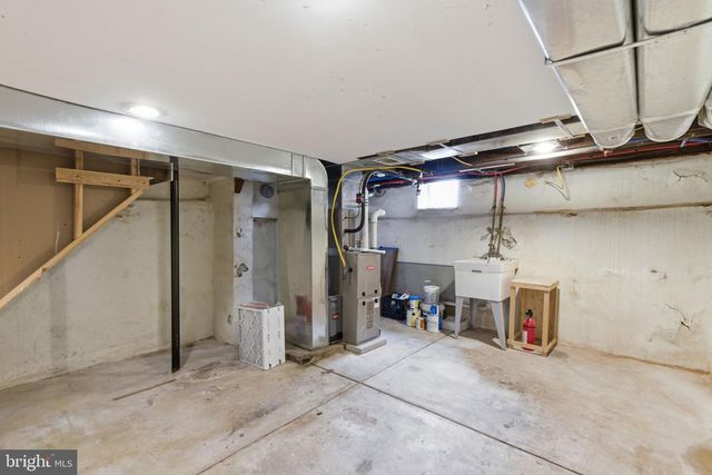 2623 E HAGERT ST, Philadelphia, PA 19125