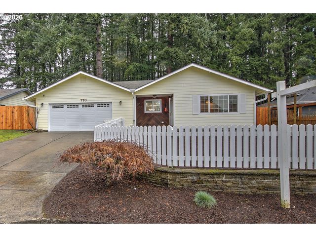713 Ne 152ND Ave, Vancouver, WA 98684