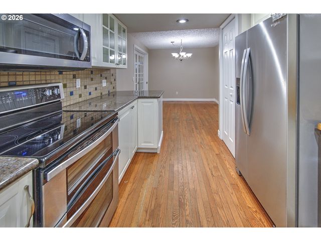 713 Ne 152ND Ave, Vancouver, WA 98684