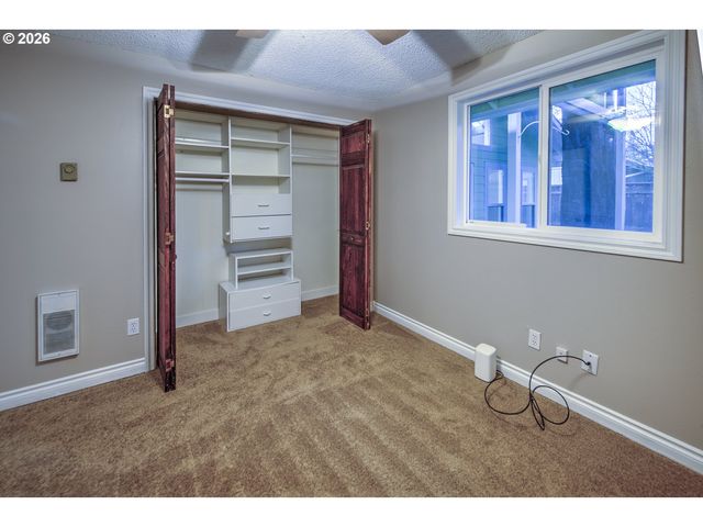 713 Ne 152ND Ave, Vancouver, WA 98684