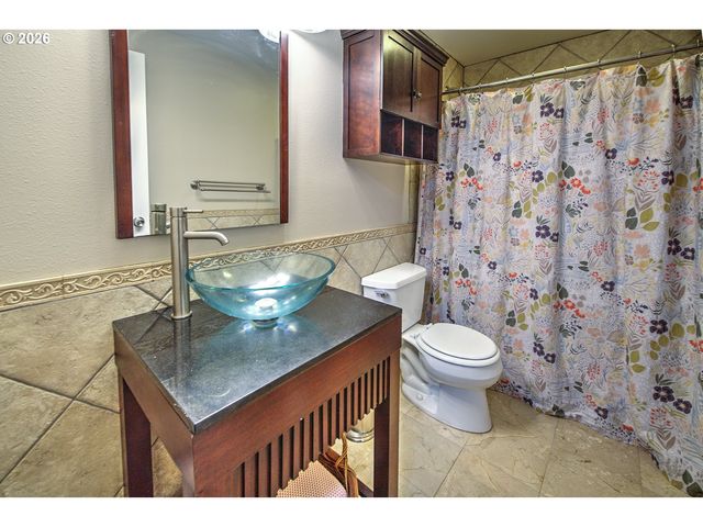 713 Ne 152ND Ave, Vancouver, WA 98684